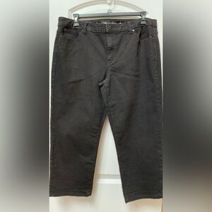 Jennifer Lopez Crop/Bermuda Jeans